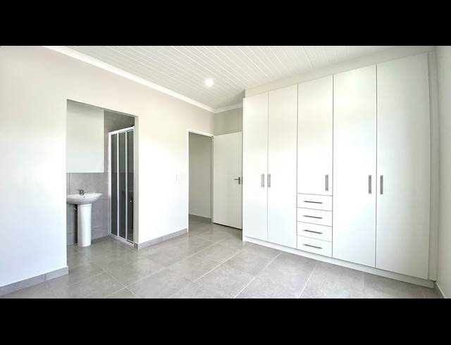 3 BEDROOM HOUSE FOR SALE IN BRITANNIA BEACH ESTATE